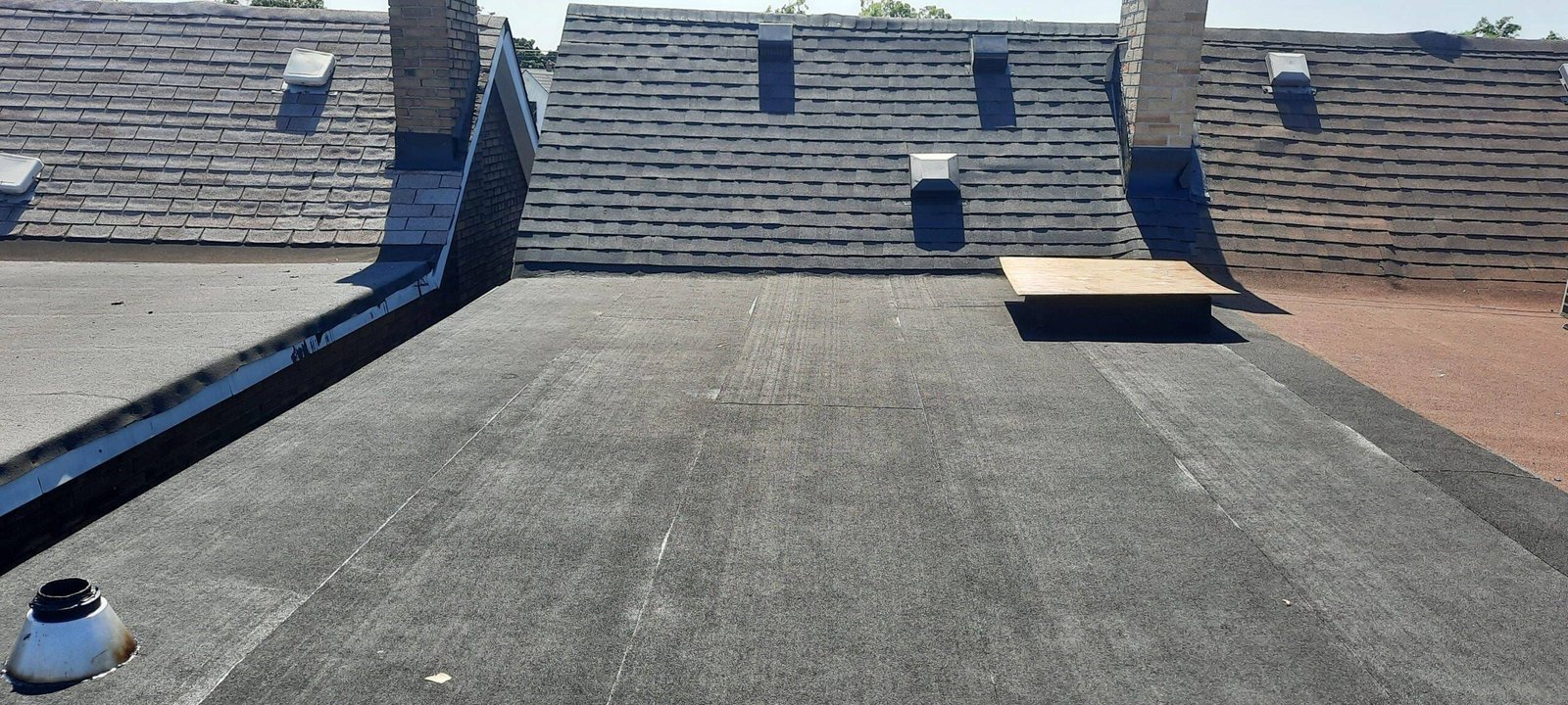 Residential flat roof installation — residential flat roofs
