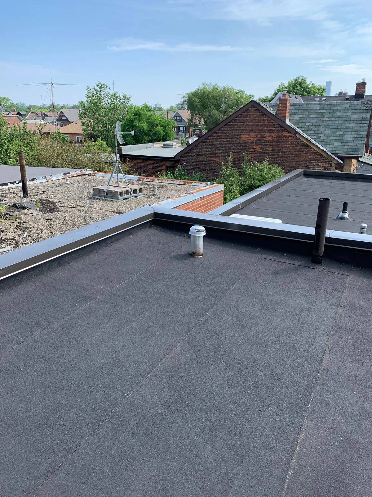 Commercial Flat Roofing Services in Toronto